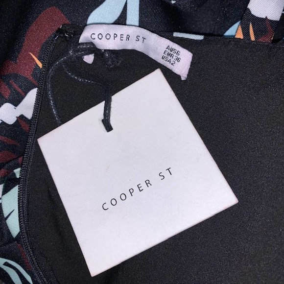 COOPER ST *NEW* Black Floral Print Dress - Picture 4 of 10